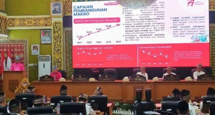 Paripurna HUT Kabupaten Pelalawan Ke 27,  DPRD Ajak Lanjutkan Pembangunan Dengan Tema 